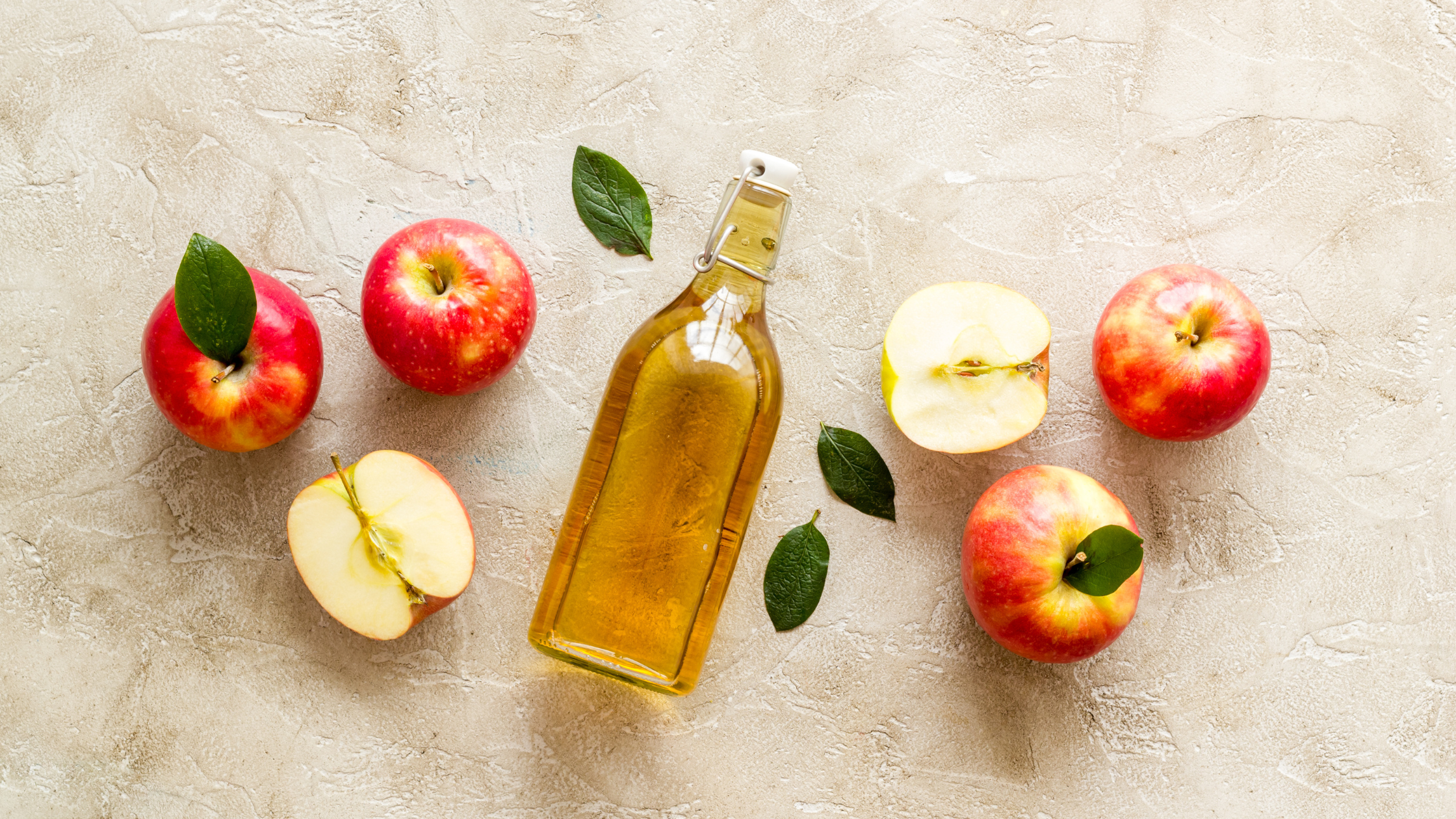 Le vinaigre de cidre : l’ingrédient magique pour des cheveux brillants